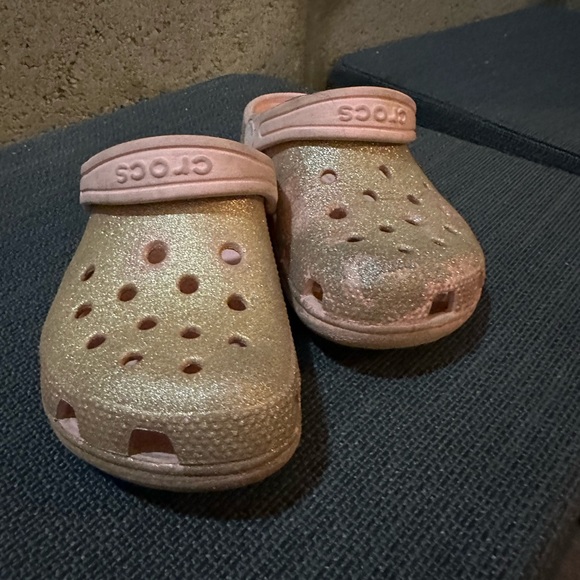Kids’ Classic Glitter Clogs - Girls size C12 - Picture 4 of 4